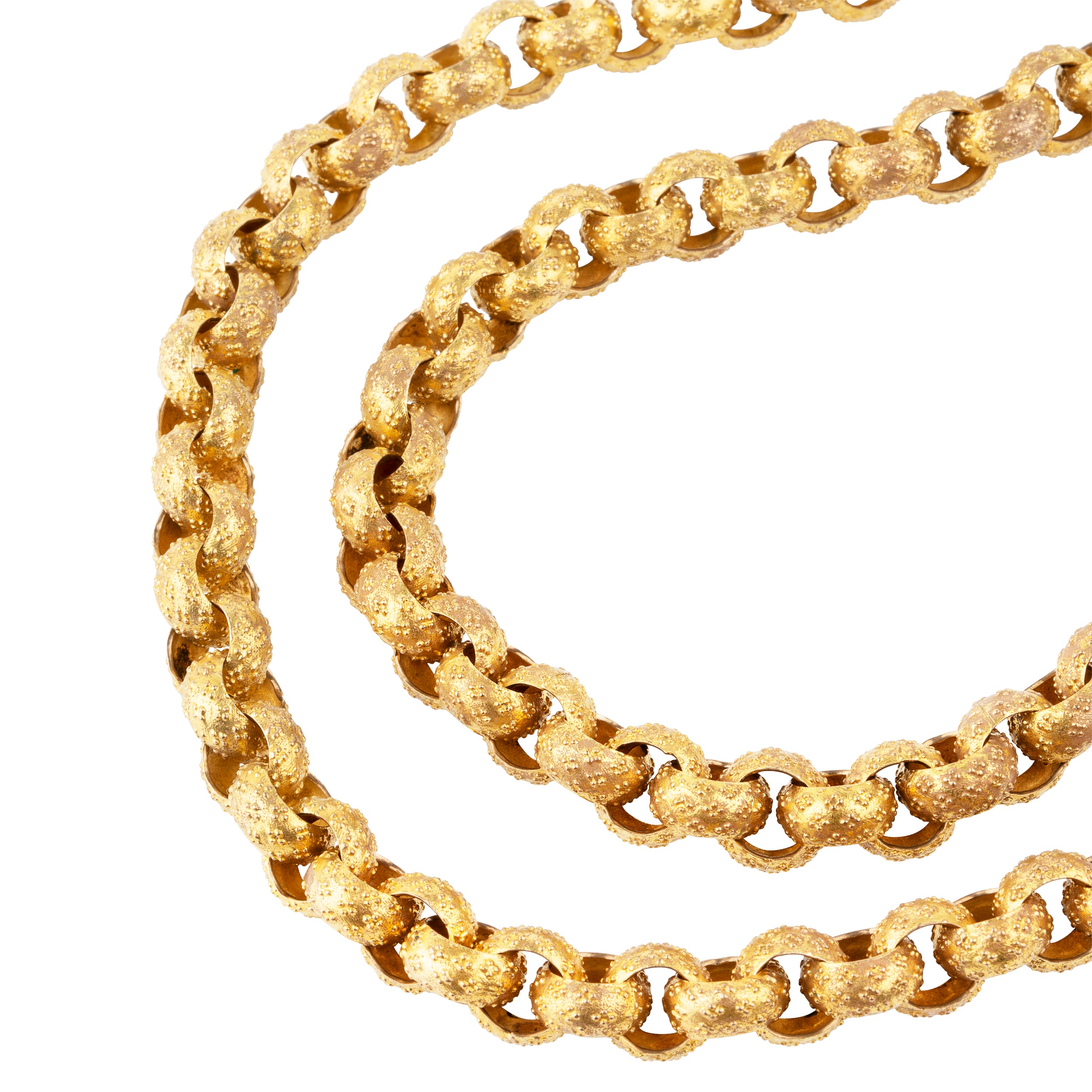 Georgian era long pinchbeck chain. Full long-length chain with oversized textured links and an elaborate barrel clasp. Can be worn full-length or layered. England. Circa 1820.
