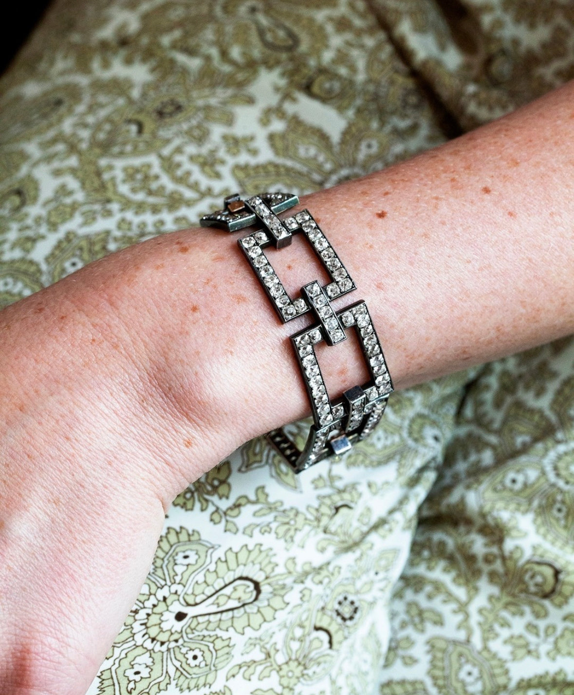 Important 19th century old mine cut diamond bracelet. Over 150 elongated old mine cut diamonds are set in a silver topped gold setting. The contemporary feel of this bracelet along with its fine materials and craftsmanship dating to the 1850’s combine to make this bracelet so special. English in origin.