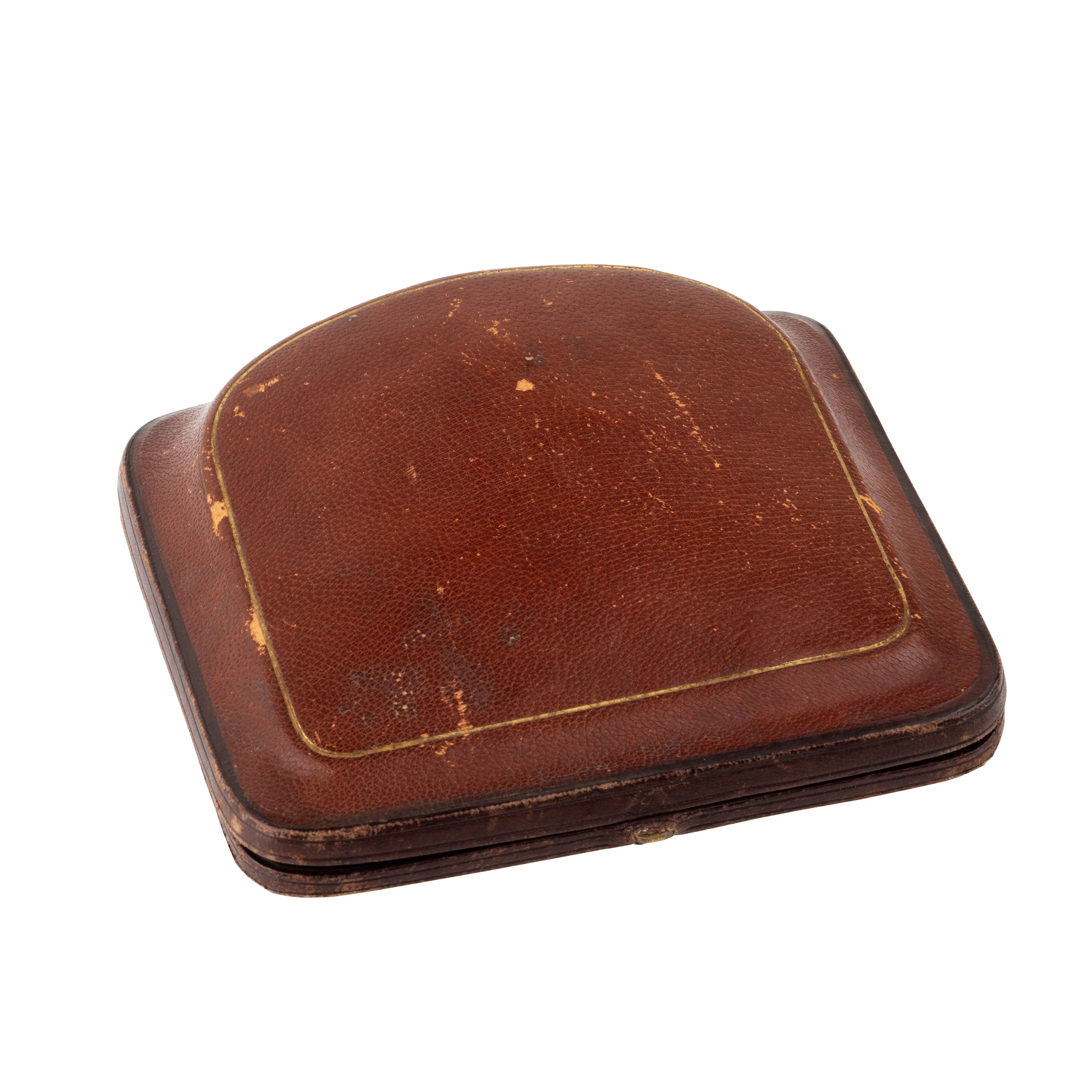 19th Century Tiffany & Company onyx earrings and brooch, in 18k gold. Carved onyx and black enamel details with the original box. American. Circa 1870.