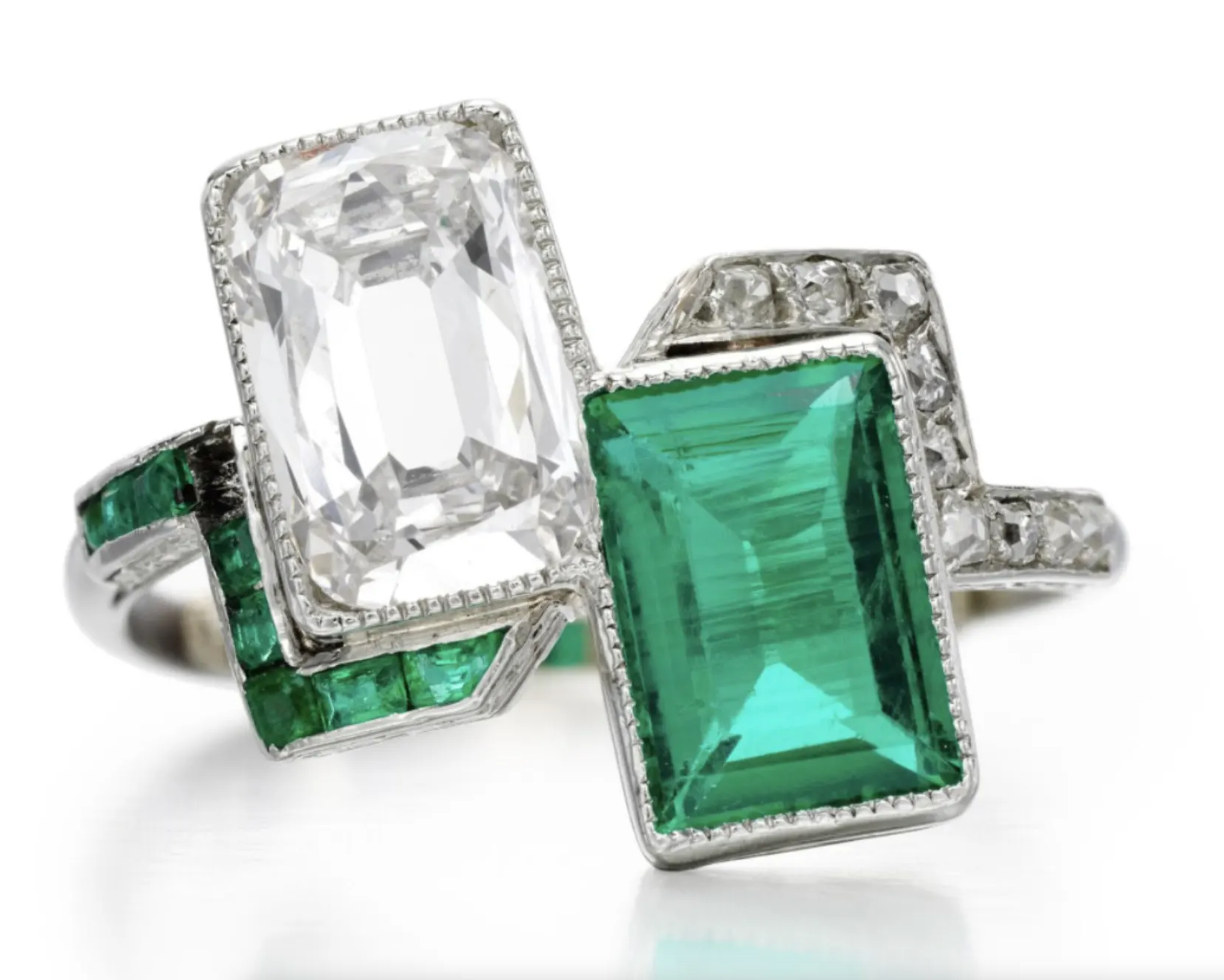 Art Deco Toi e Moi emerald and diamond platinum ring 