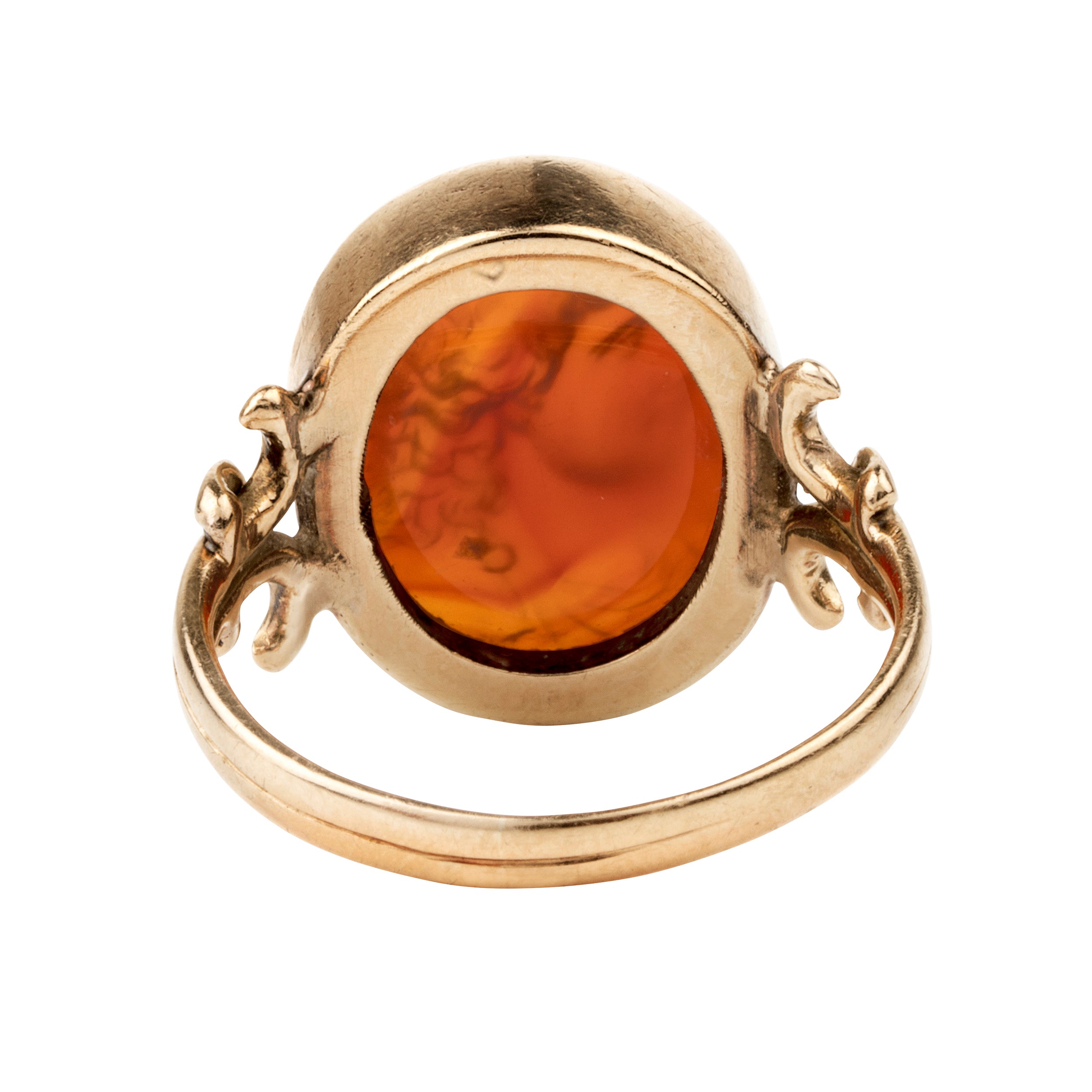 Early Victorian era signet ring featuring an Alexander the Great intaglio, in 15k gold. England. Circa 1830.