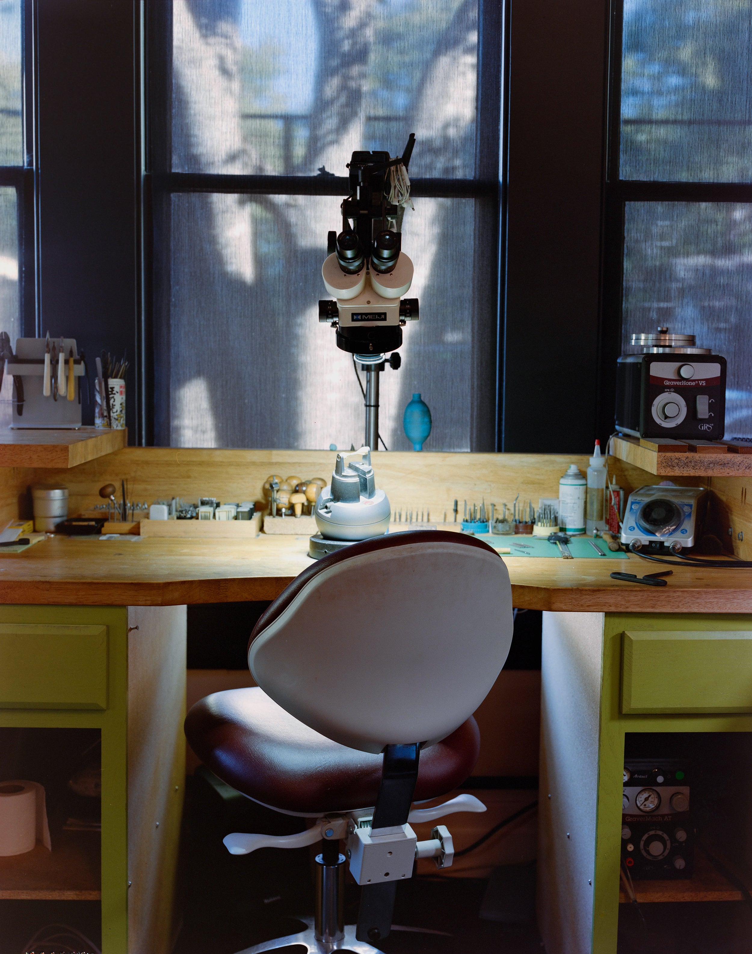 Photo of the a workshop bench