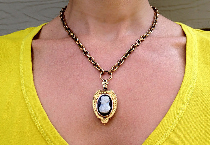 Antique cameo locket deals